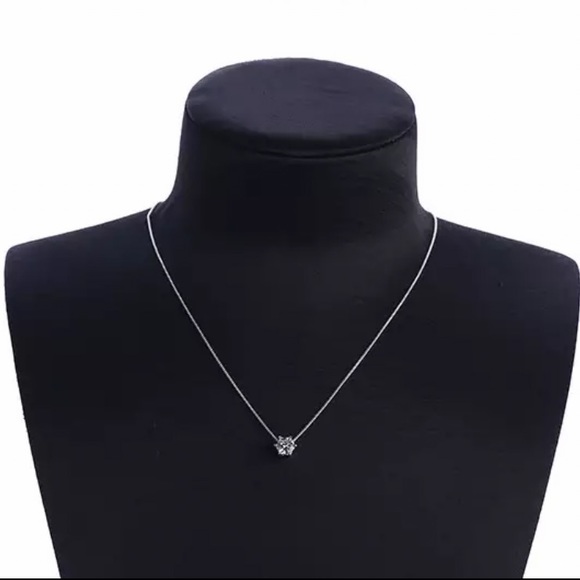 🔵𝟲𝟱%𝗢𝗙𝗙 𝗯𝘂𝗻𝗱𝗹𝗲𝘀 𝟯+🔵 NEW CZ Silver Charm Necklace - Picture 5 of 10